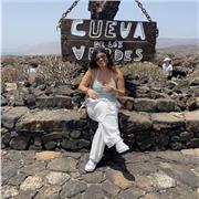 Estudiante de universidad imparte clases a estudiantes de hasta bachillerato